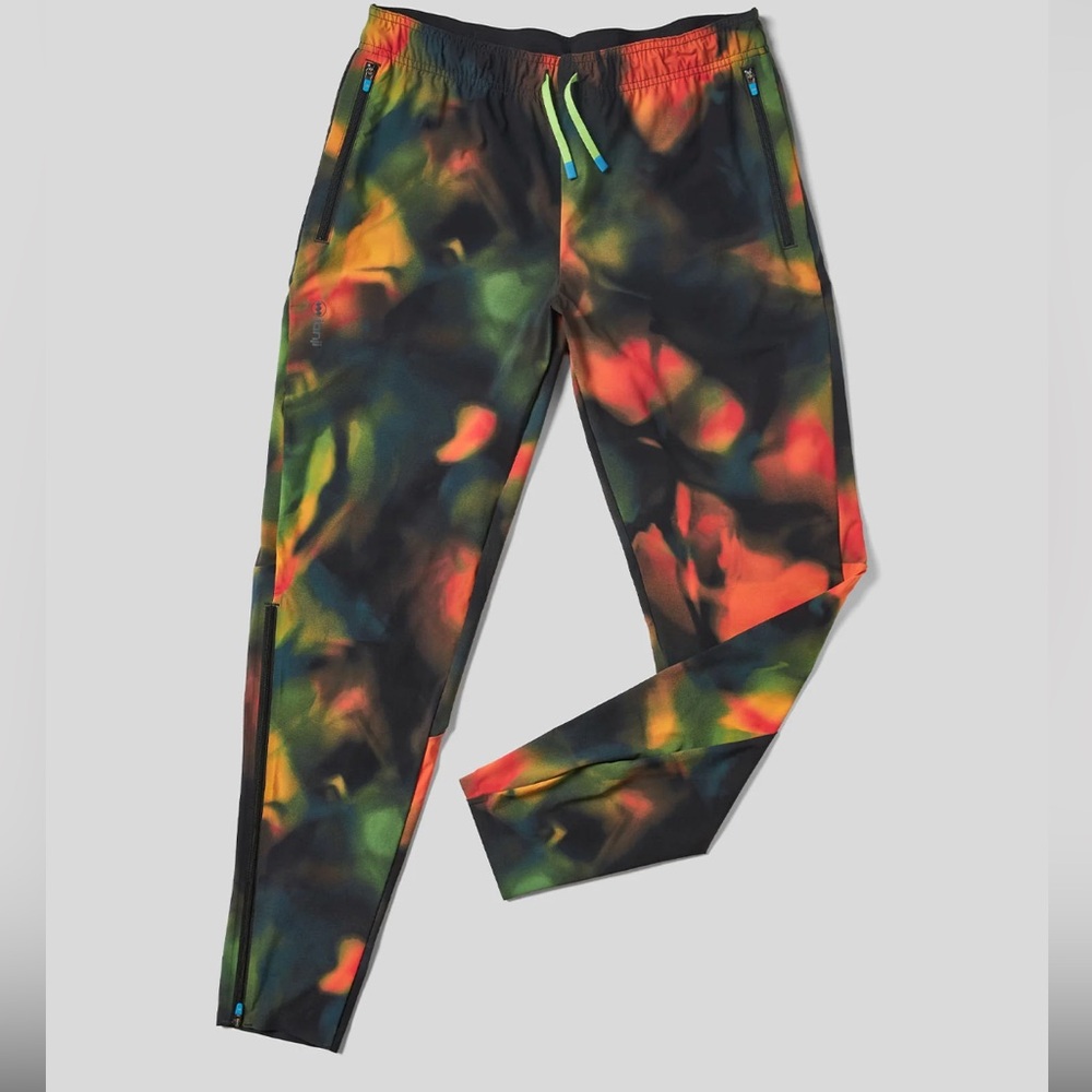 Janji Atlas pants.